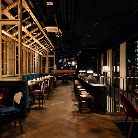 Ruby Louise Hotel Frankfurt By Ihg-3